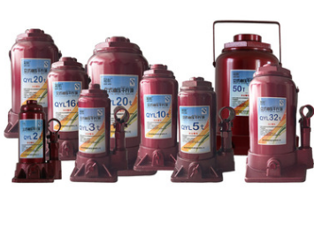 白鶴灘項目人員用機械千斤頂支撐定子機座